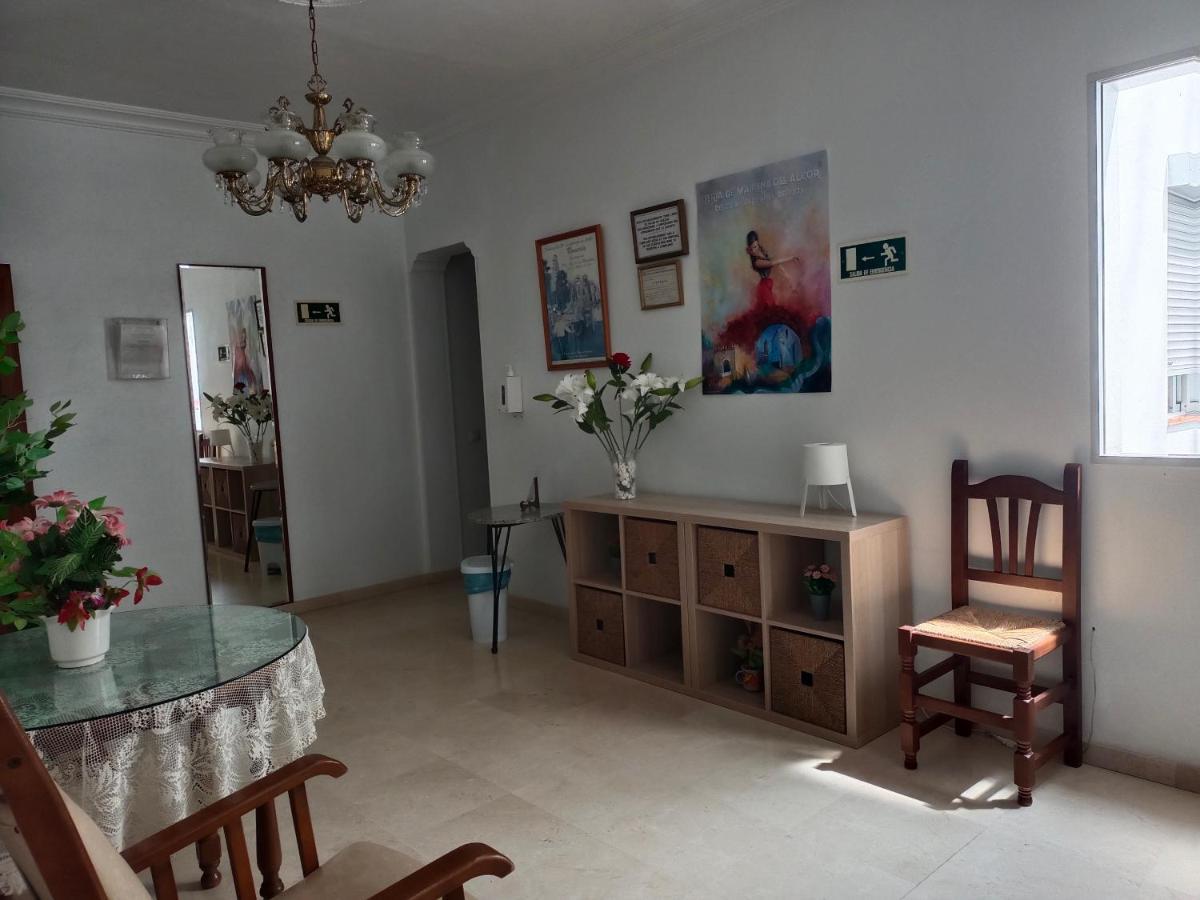 Pension Larra Mairena De Alcor Εξωτερικό φωτογραφία