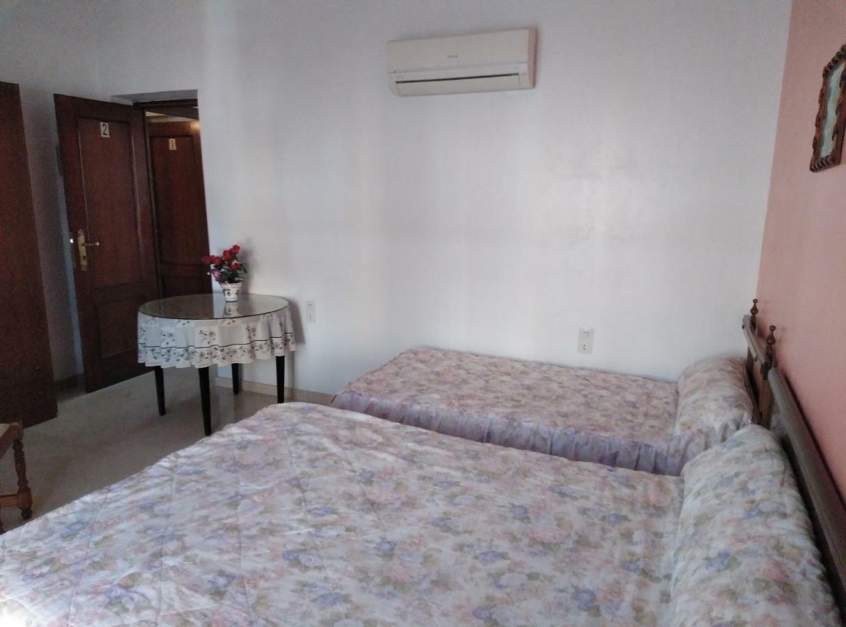 Pension Larra Mairena De Alcor Εξωτερικό φωτογραφία