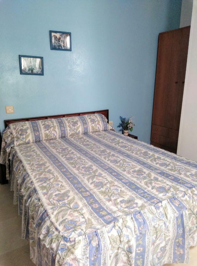 Pension Larra Mairena De Alcor Εξωτερικό φωτογραφία